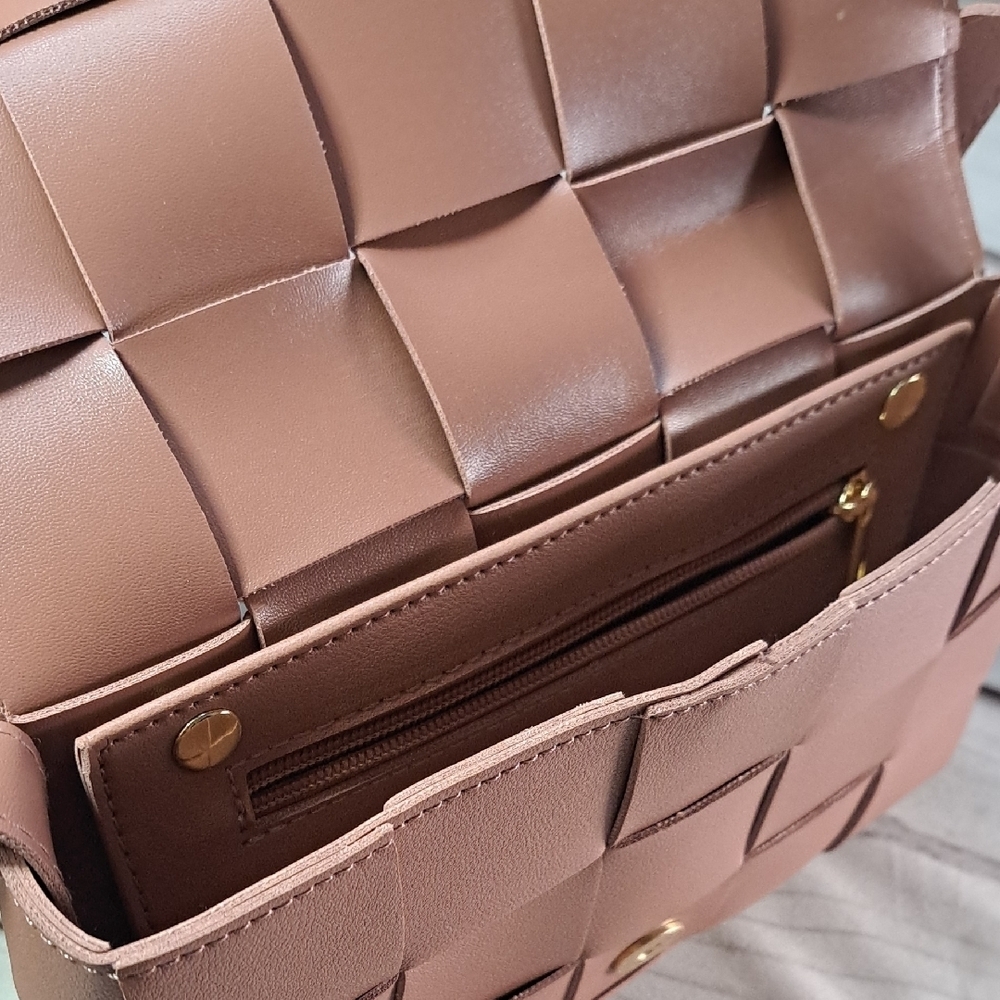 Olivia Miller Woven Crossbody Bag - Picture 8 of 11